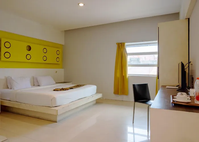 Majestiq Hotel By Tripletree Pekanbaru